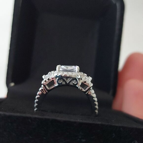 925 Sterling Silver 3 Stone Engagement Wedding Ring - Picture 9 of 16